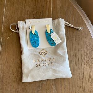 Kendra Scott NWT turquoise and gold drop earrings